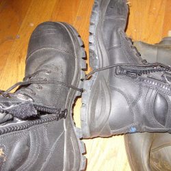 BLUNDSTONE1